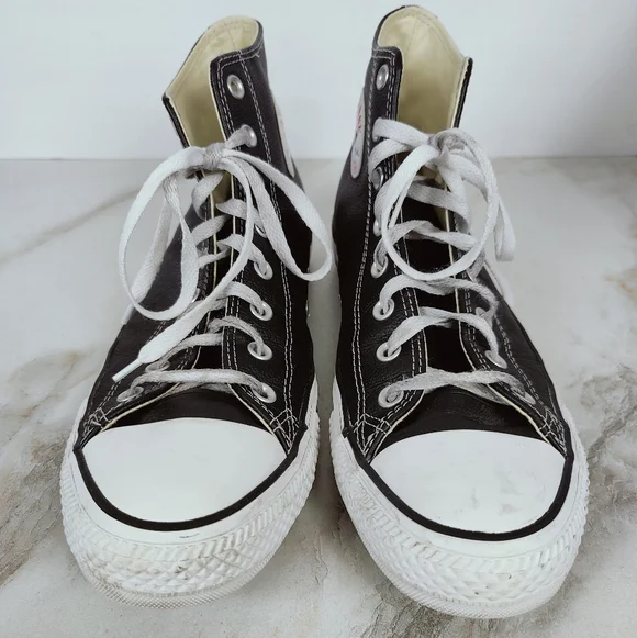 Converse Chuck Taylor All Star Black Leather High Top Sneakers, 11(M) 13(W) - Picture 3 of 9